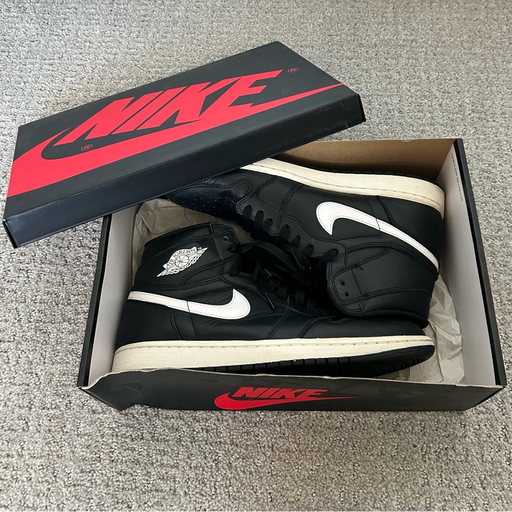 Men’s Nike Air Jordan 1 Retro High Yin Yang Shoes
